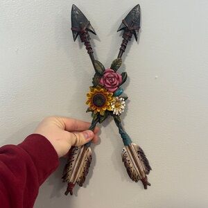Hobby Lobby Floral Arrow Wall Decor with Sunflower and Rose
